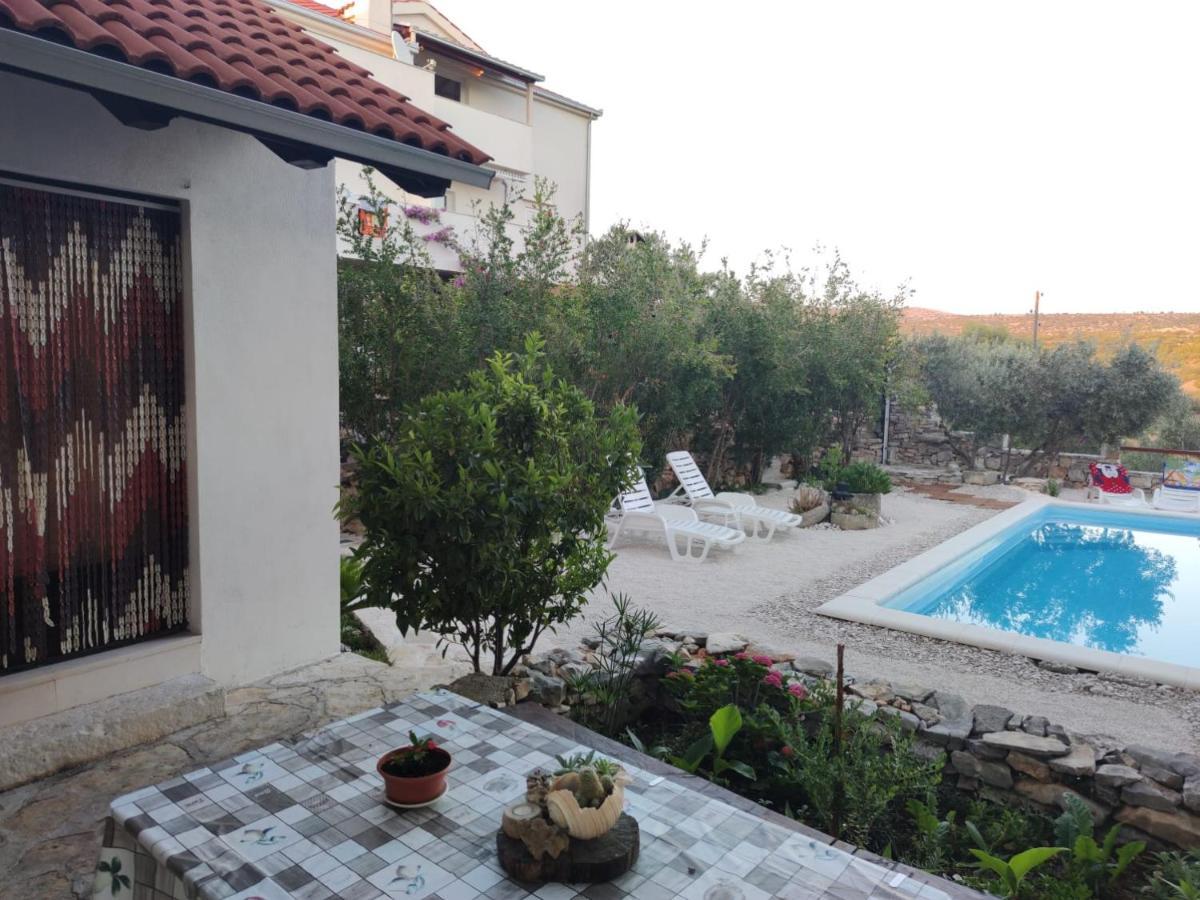 Vacation House Milka Milna  Exterior foto